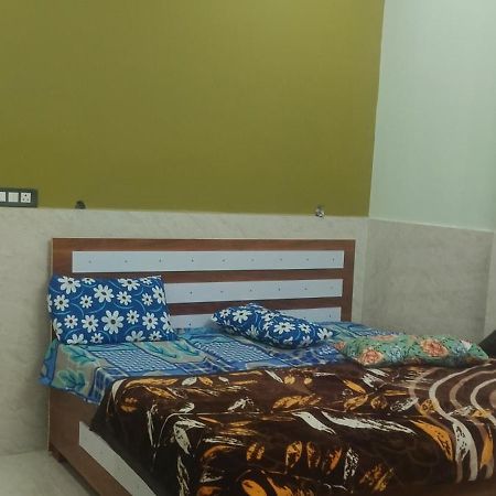 Shree Hari Guest House Ayodhya Esterno foto